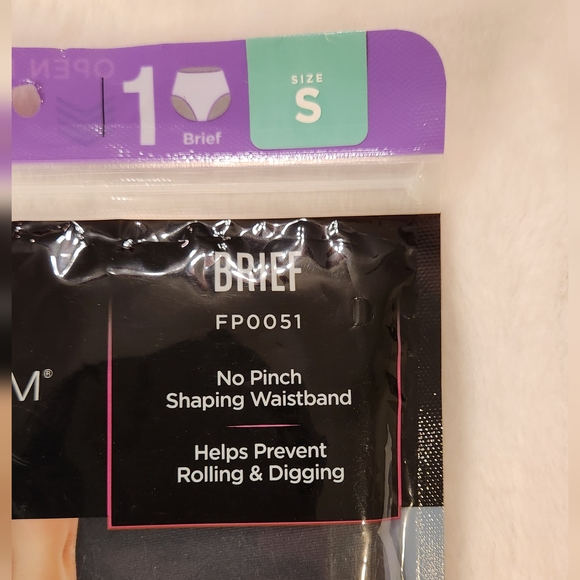 Maidenform Flexees Shaper Brief Black Lace Firm Cool Comfort Size Small New - Picture 4 of 10